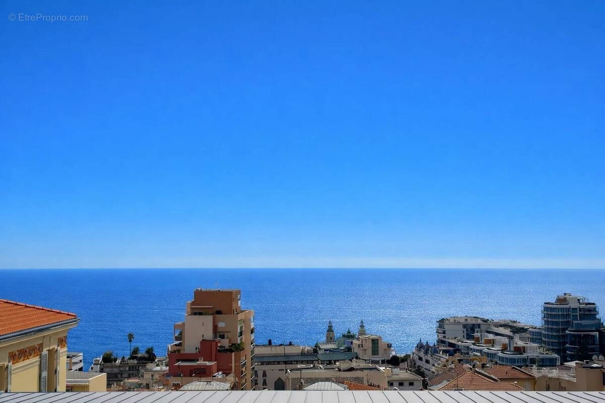 Appartement à BEAUSOLEIL