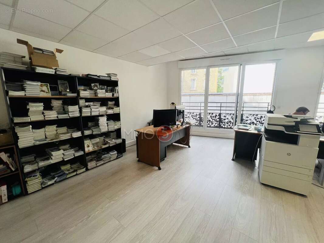 Commerce à LE RAINCY