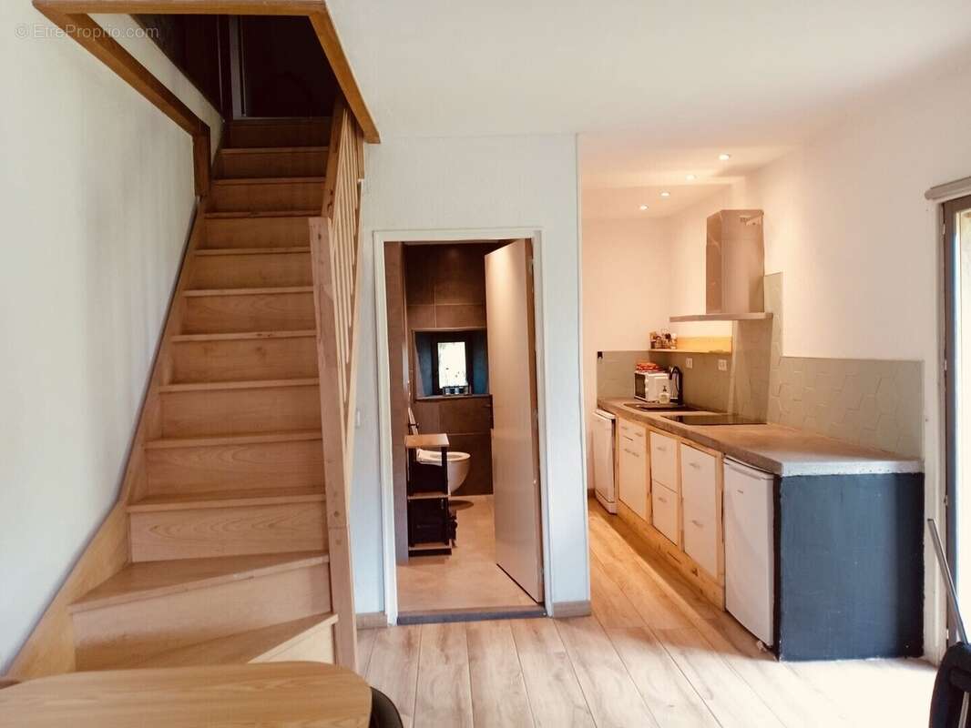 Maison 100 m² à Saint-Marcel-En-Marcillat  - photo 9