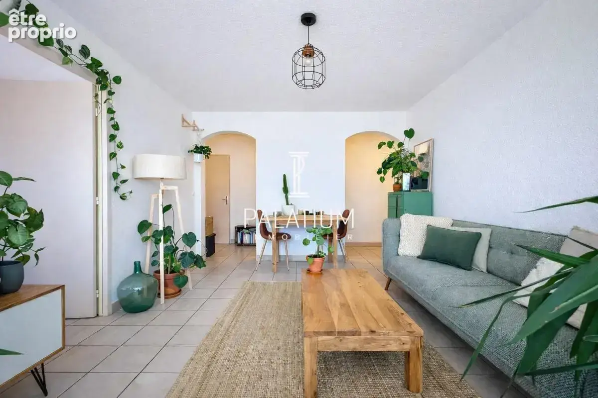 Appartement deux pièces avec balcon, ascenseur et place parking - photo 3
