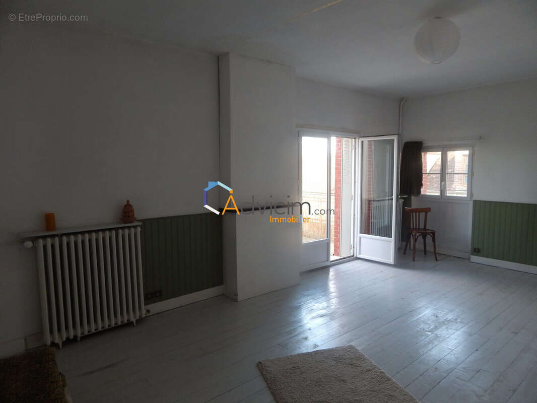 Maison à FERRIERES-EN-GATINAIS