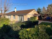 Maison à SAINT-ROMAIN-DE-JALIONAS