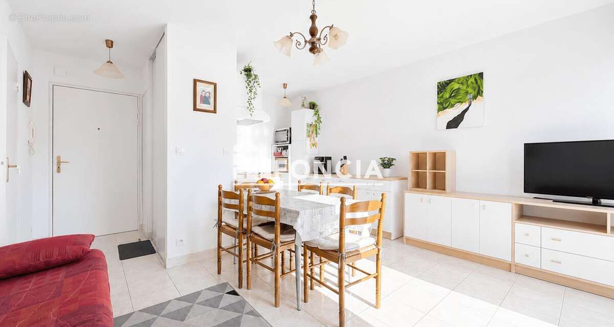 Appartement 2 pièces de 36 m² avec balcon et stationnement à BLONVILLE-SUR-MER - photo 3