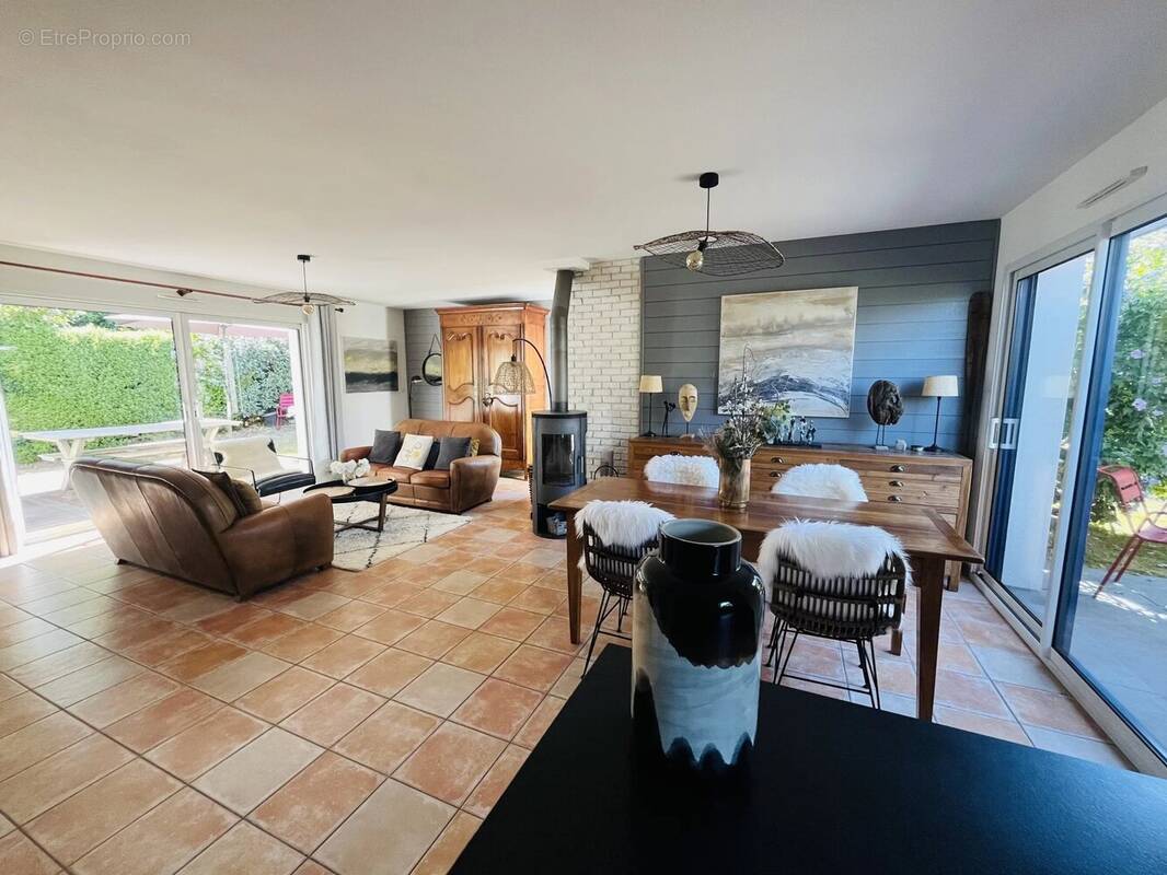 Maison à LARMOR-BADEN