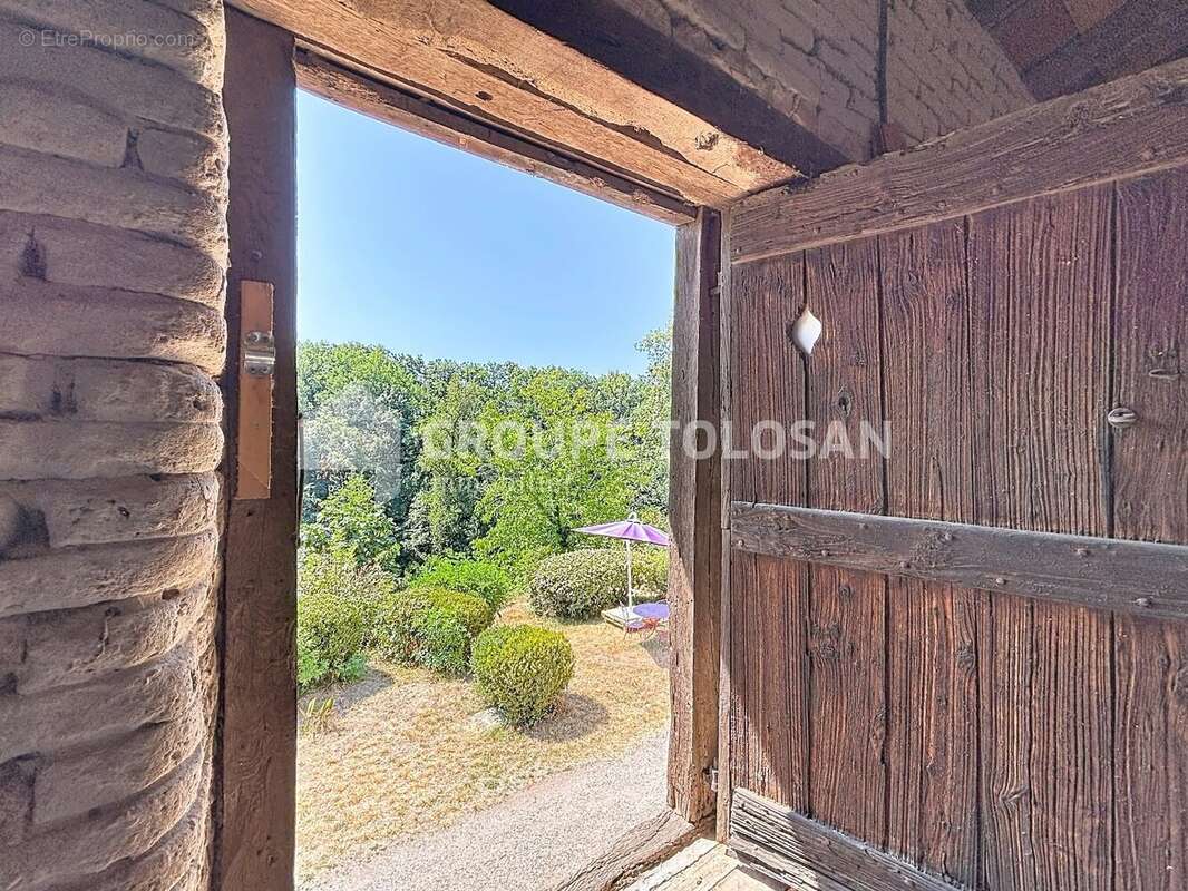 Maison 255 m² à Lavaur  - photo 15