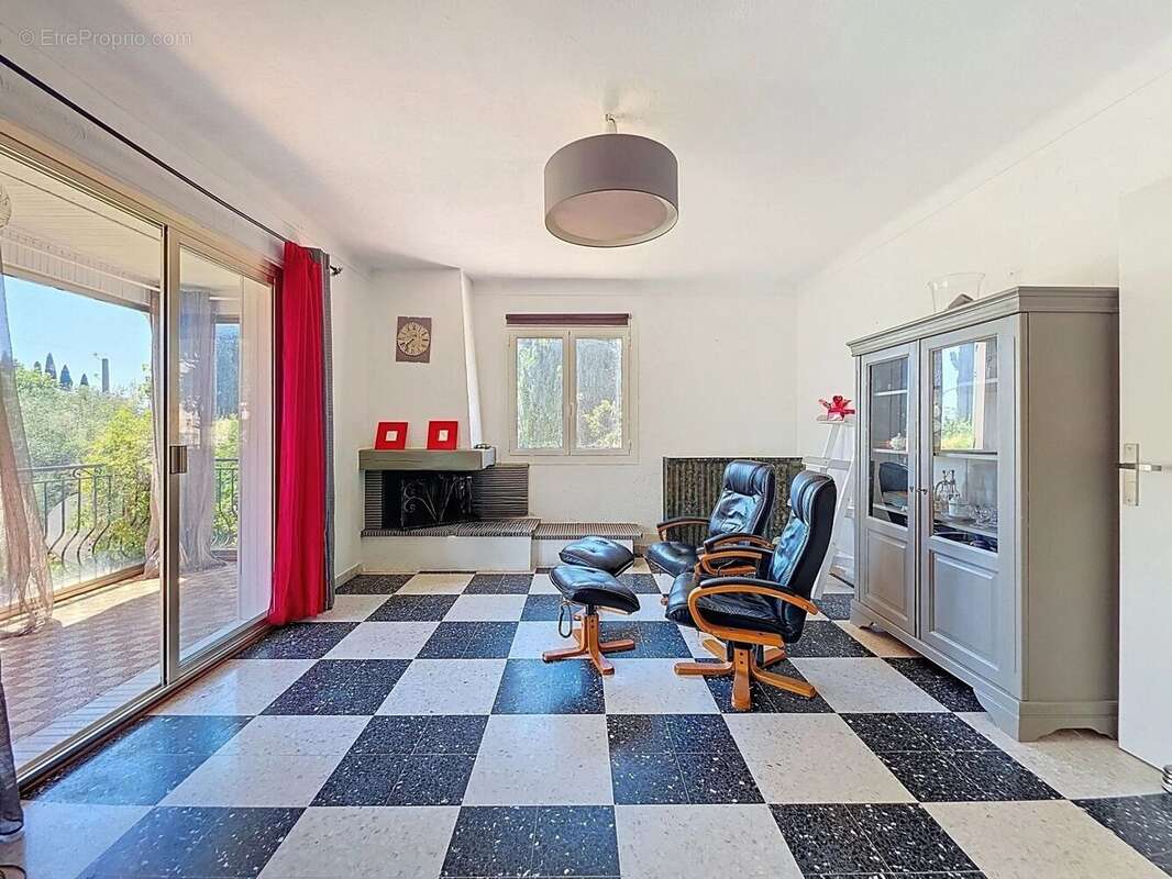 Maison de 145m² sur 1212m² / calme et lumineuse !! - photo 6