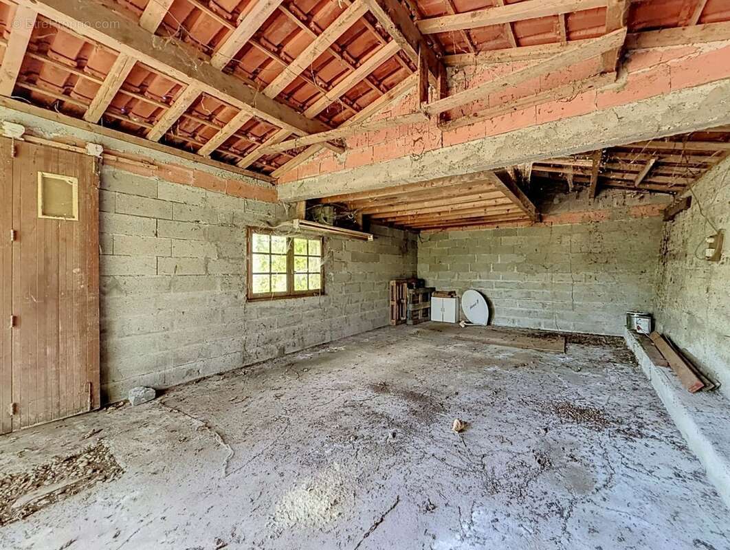 Maison à vendre 5 pièces RAZAC DE SAUSSIGNAC (24) - photo 15