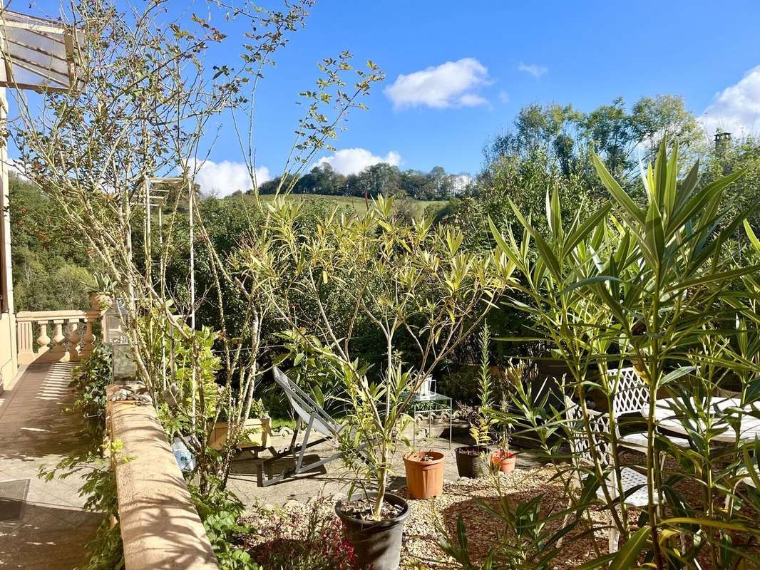 bnages 4 - Maison à ASPET