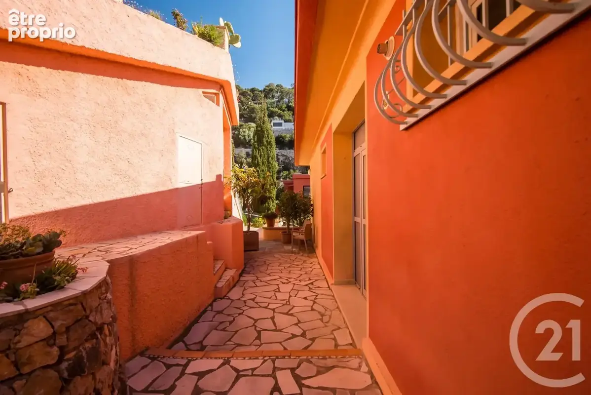 Appartement 80 m² à Villefranche-Sur-Mer  - photo 17