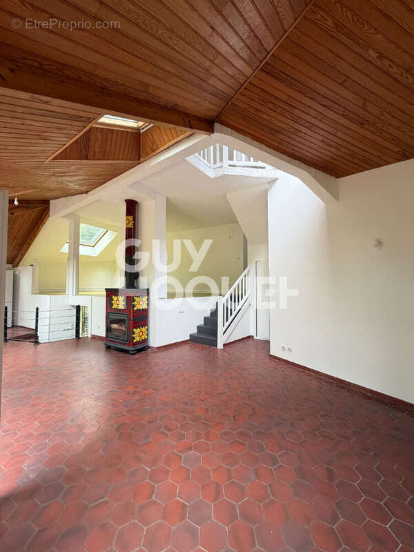 Maison 6 pièces à vendre à Saint Opportune du Bosc - Réf DD1865L - photo 2