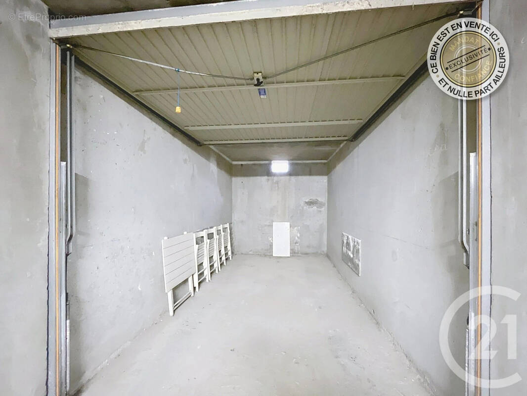 Parking à LE BARCARES