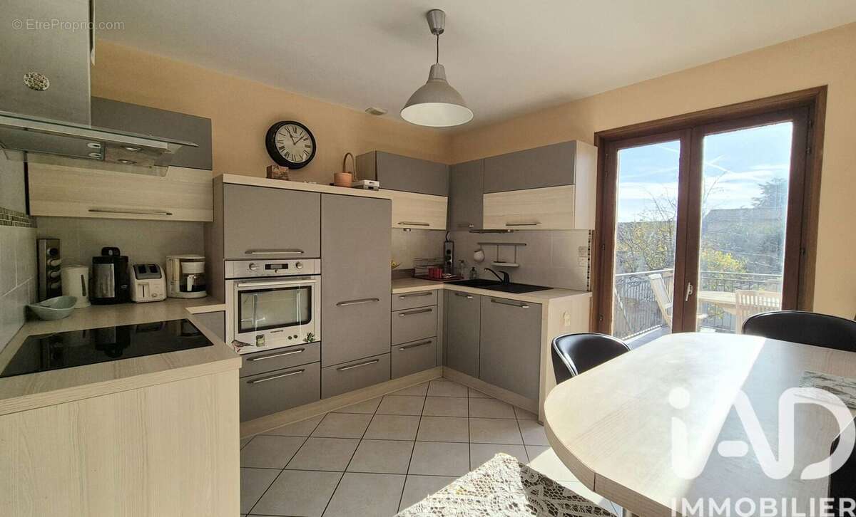 Photo 9 - Maison à SURY-LE-COMTAL