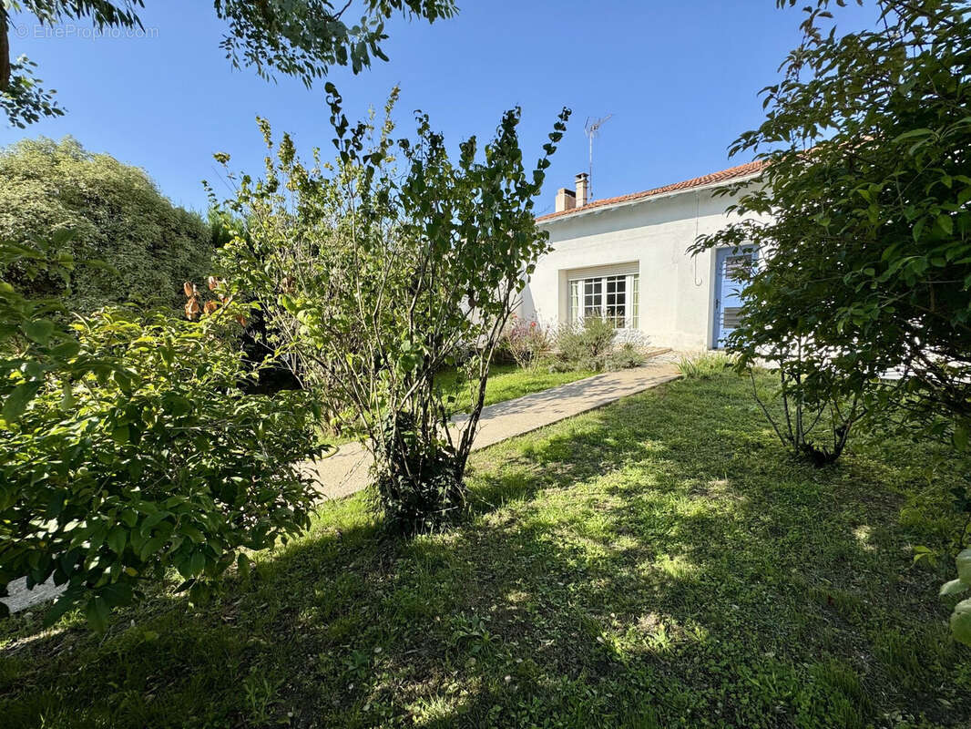 Maison à BREUILLET