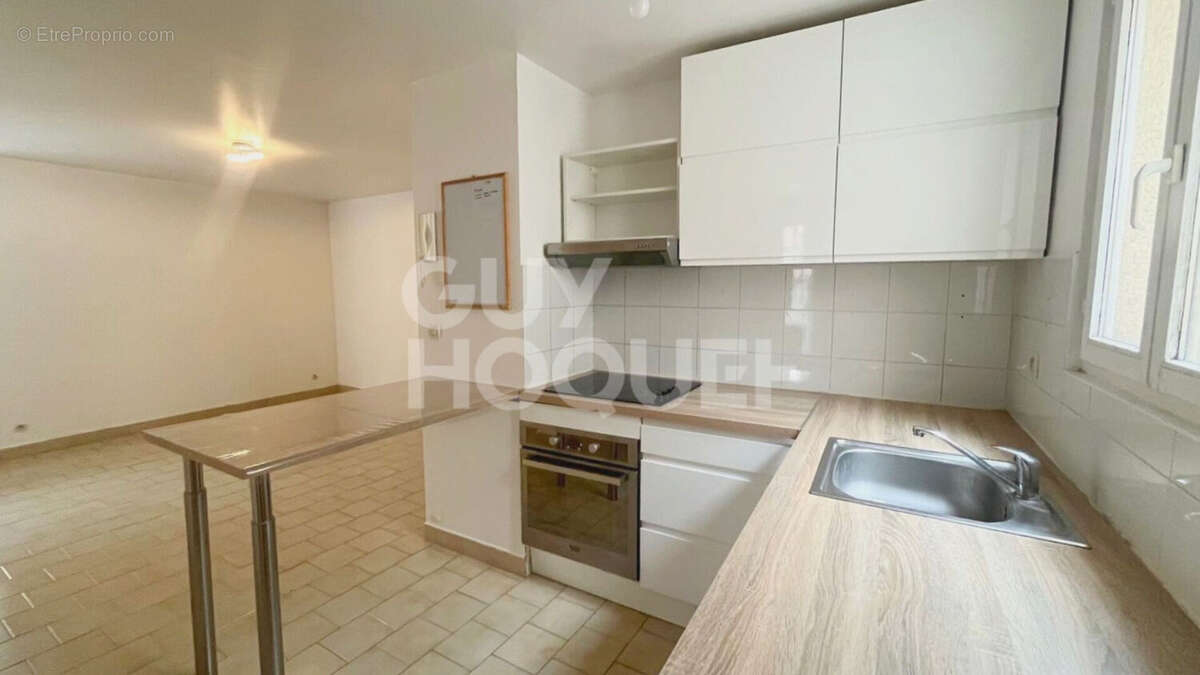 Appartement à NANTERRE