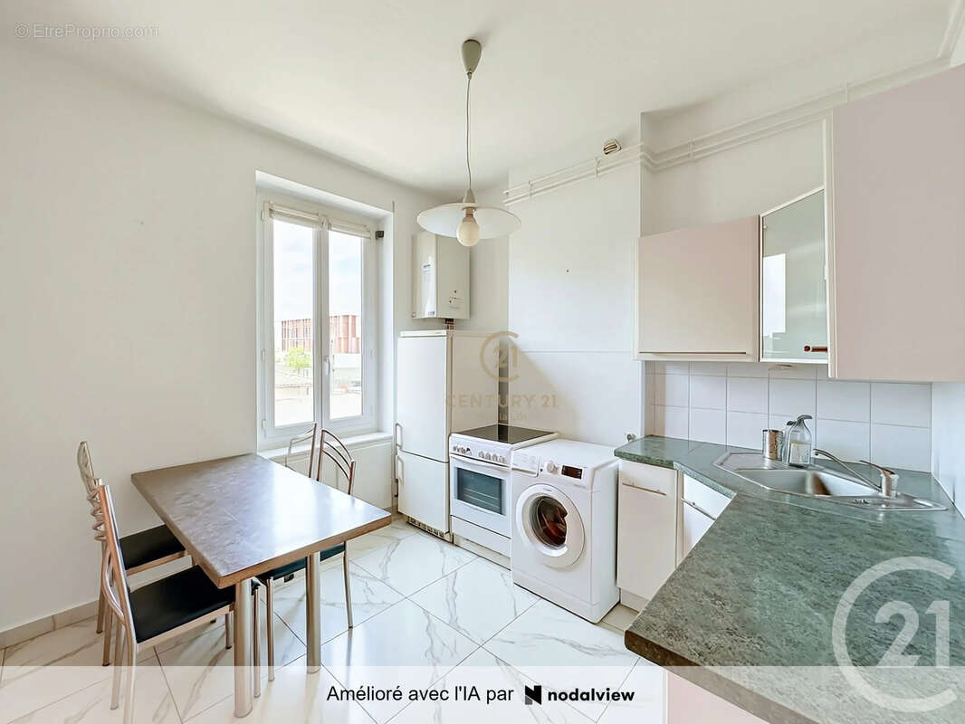 Appartement à LYON-8E