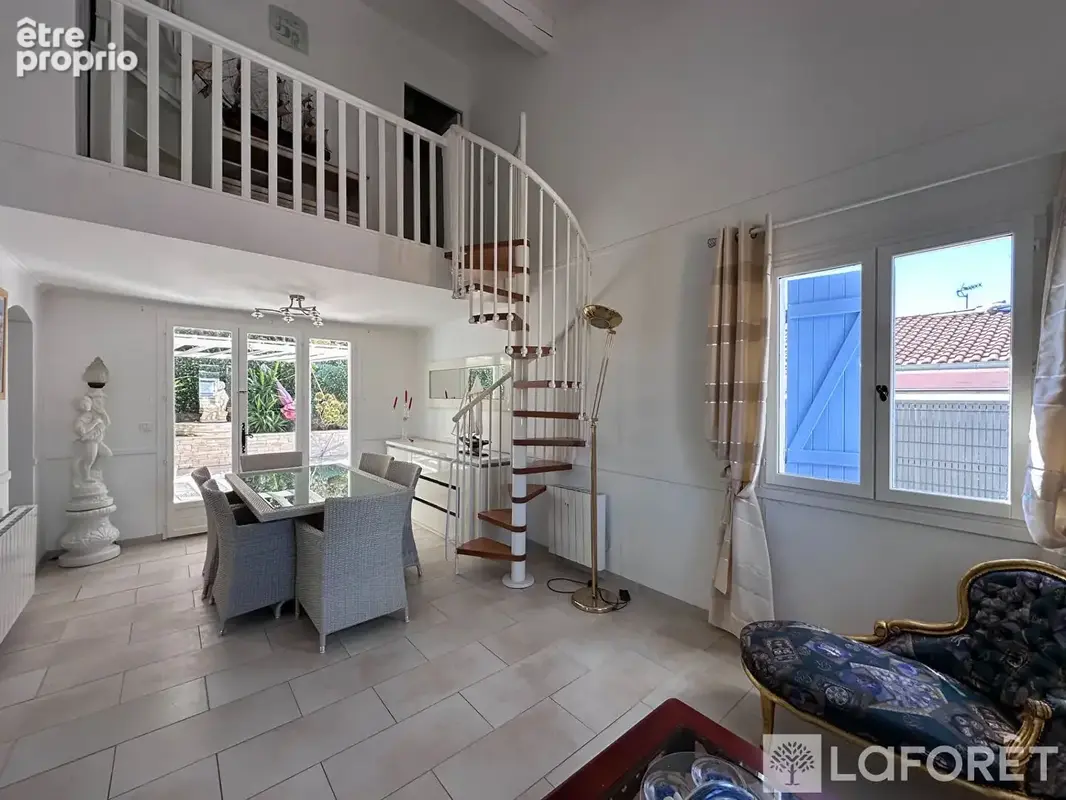 Maison Saint Raphael 3 pièce(s) 64 m2 - photo 5