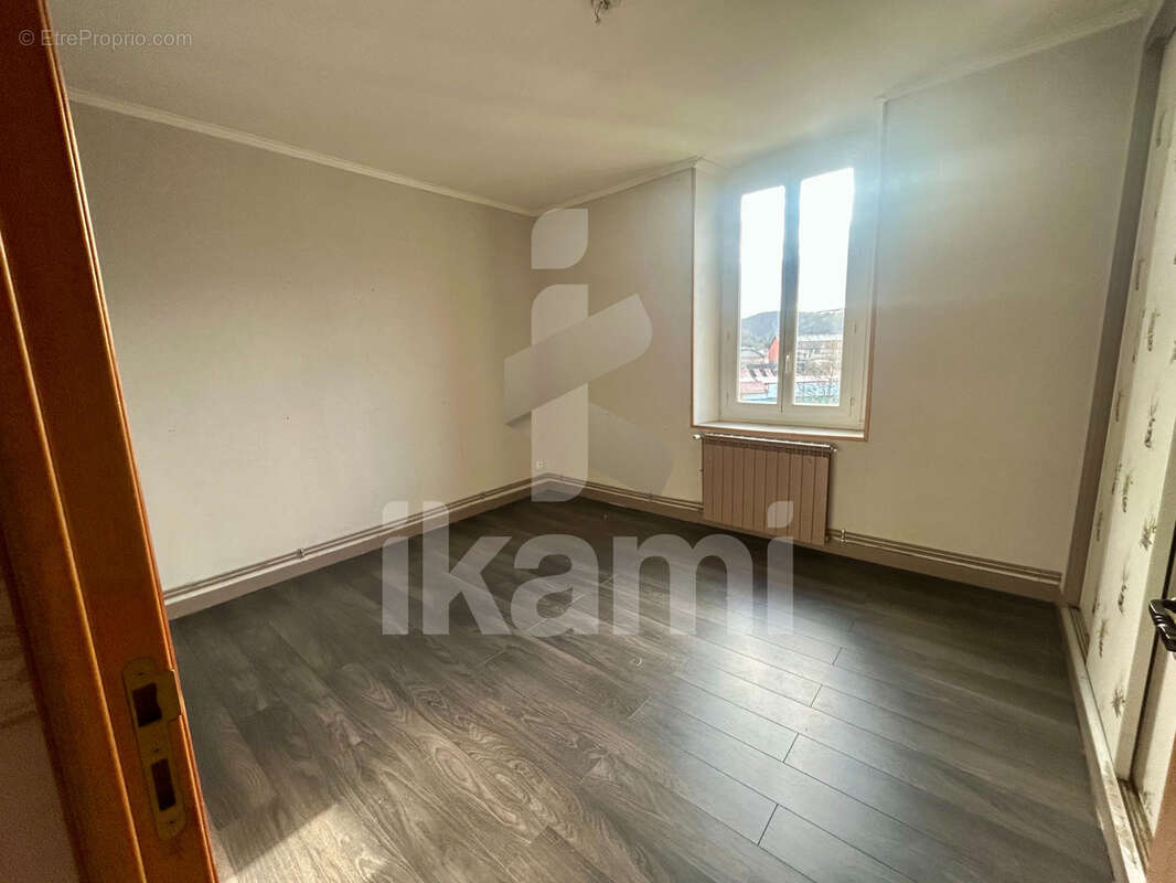 Appartement à GIVORS