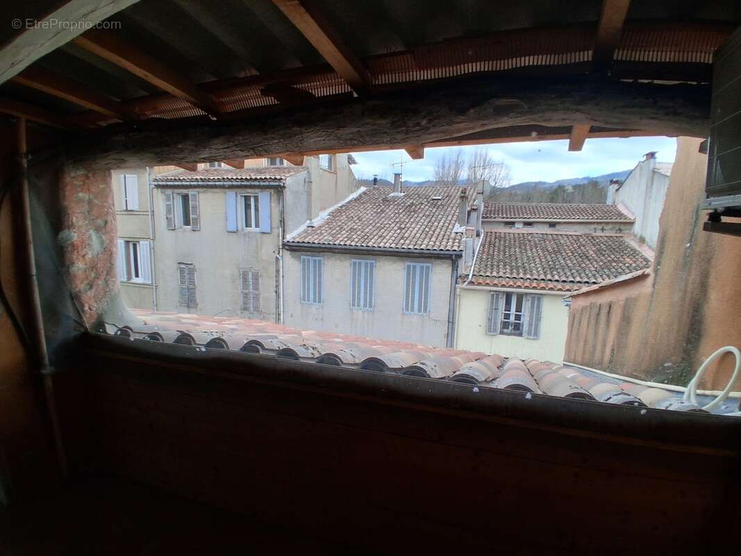 Appartement à AURIOL