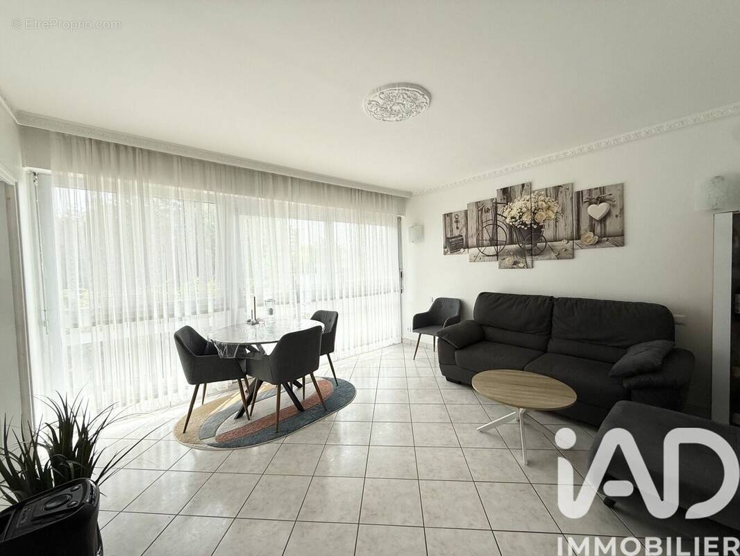 Photo 1 - Appartement à LE MEE-SUR-SEINE