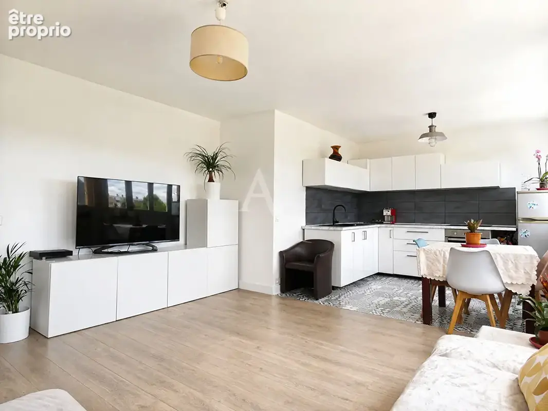 Appartement Neuilly Sur Marne 4 pièce(s) - photo 2