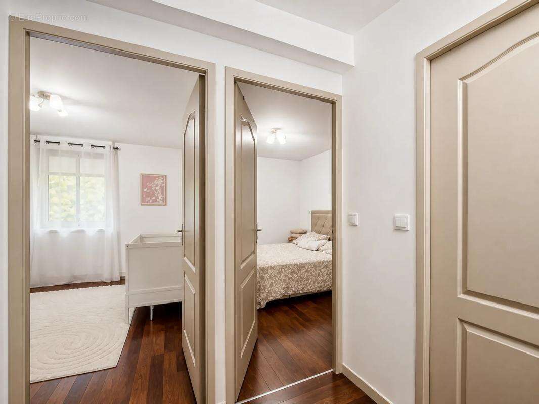 Appartement T3 de 72 m² situé à Les Angles - photo 6