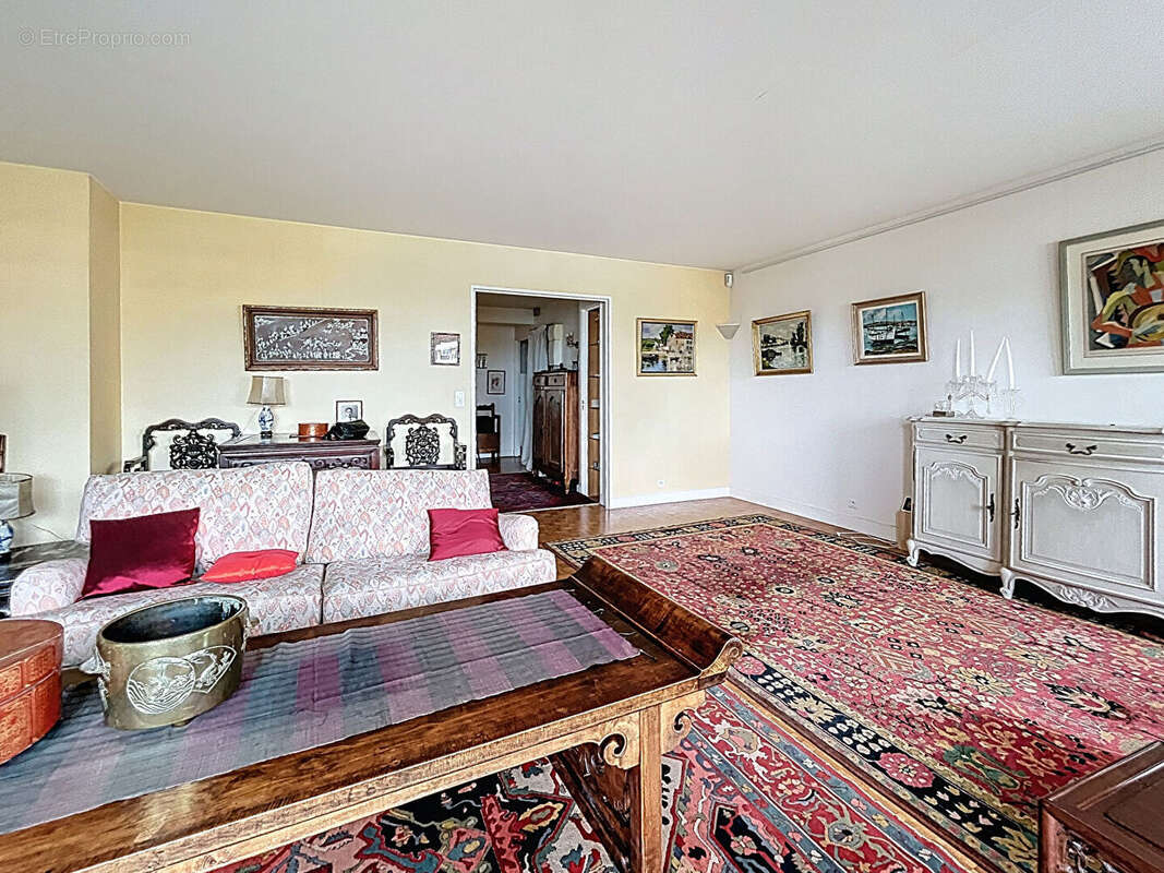 Appartement à SAINT-CLOUD