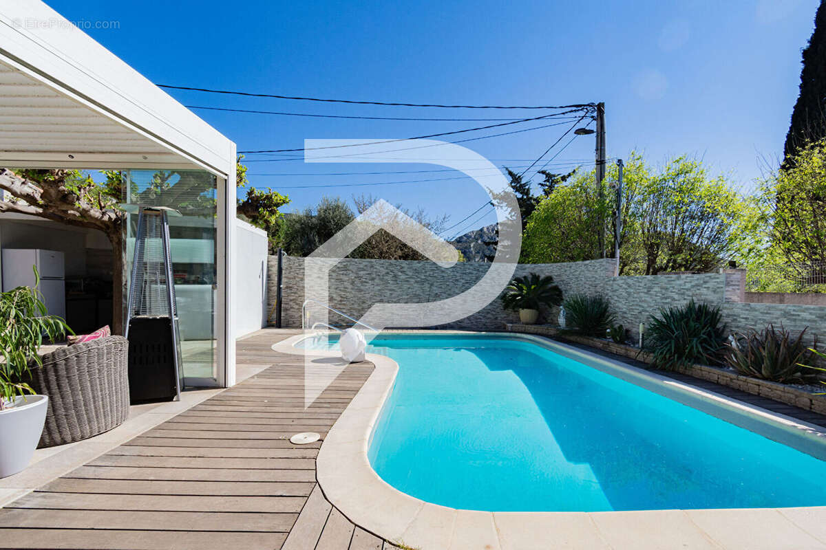 Maison à MARSEILLE-10E