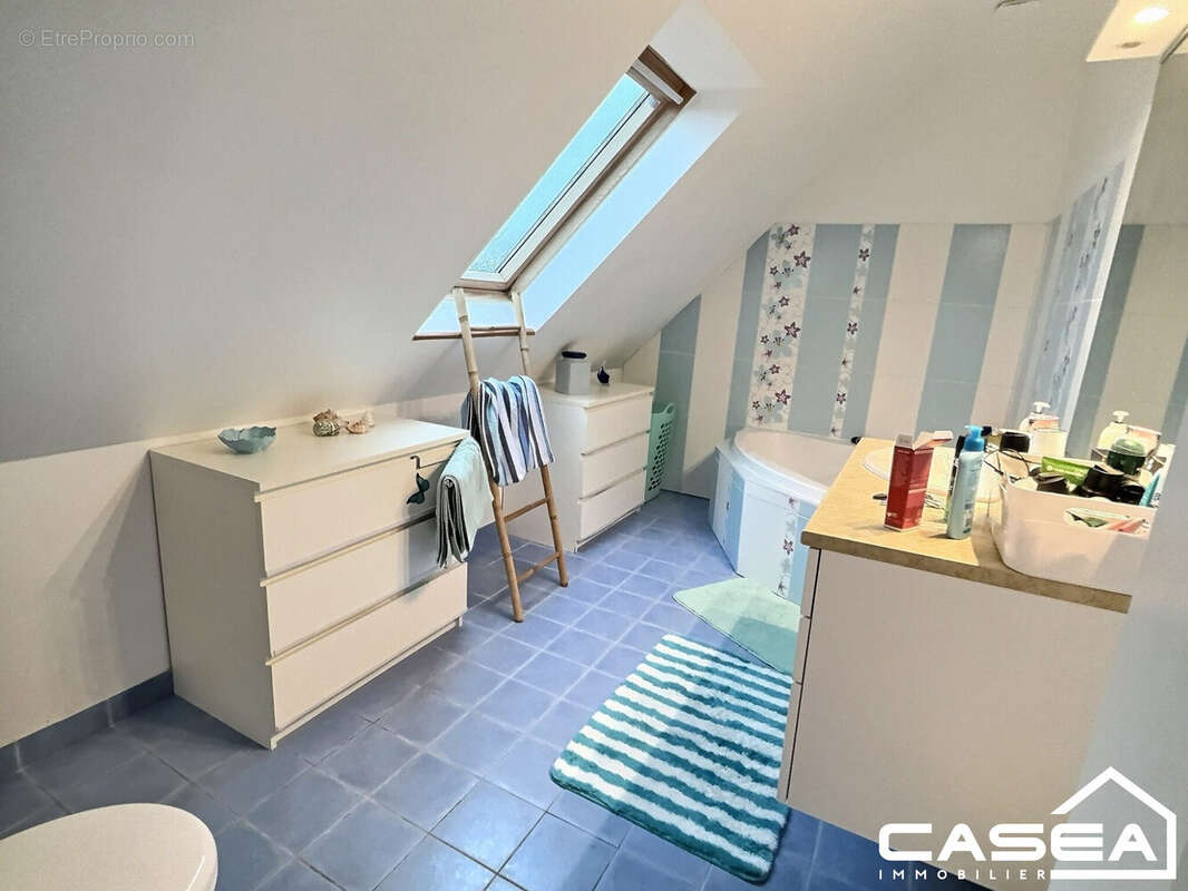 Maison à PLONEOUR-LANVERN