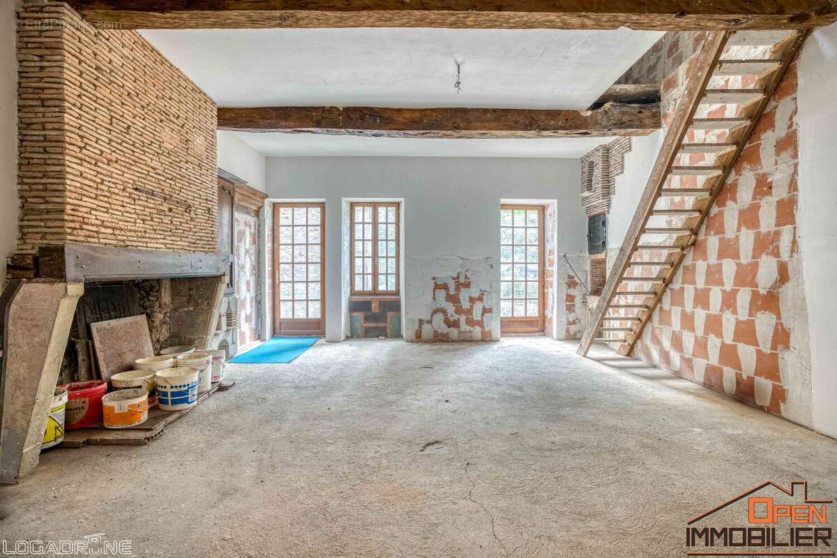 Appartement à CANCON