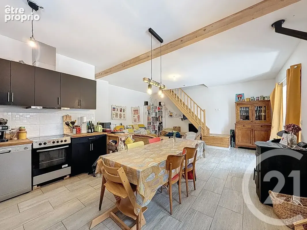 Maison 5 pièces 132 m² à vendre à Taninges (74440) - photo 3