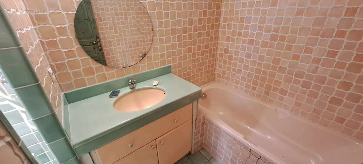Appartement 60 m² à Cagnes-Sur-Mer  - photo 8