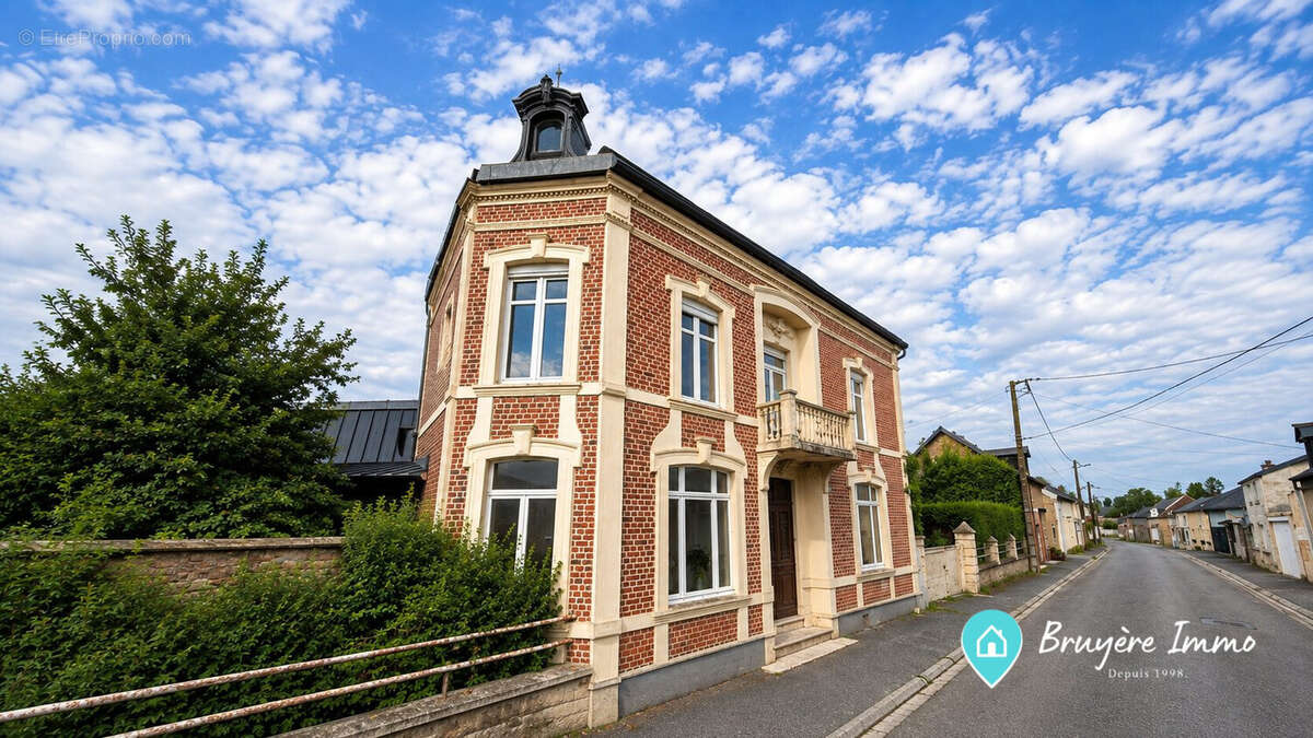 Maison à LA CAPELLE