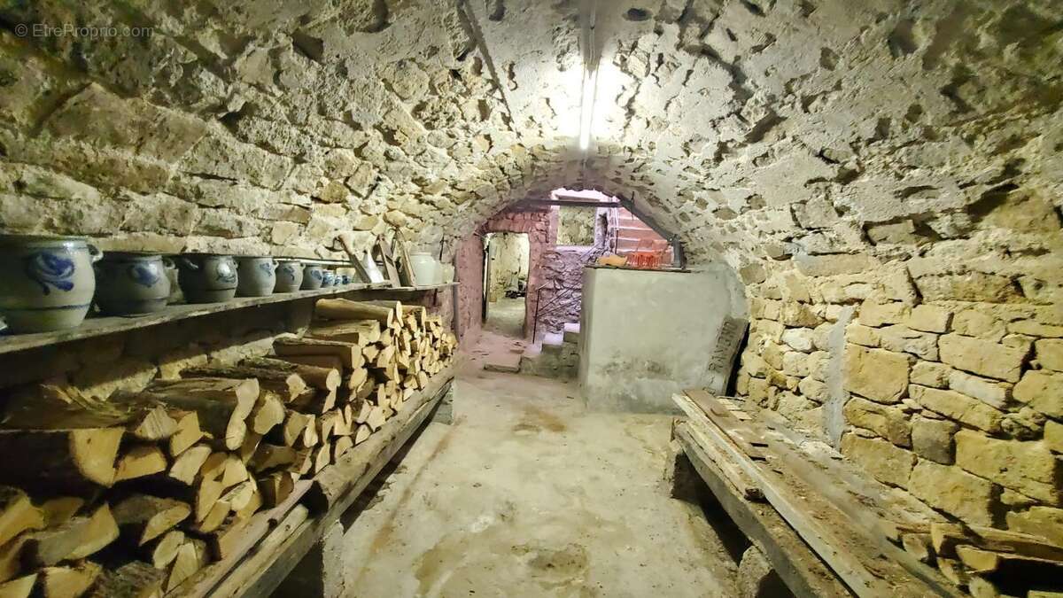 Maison à LABLACHERE