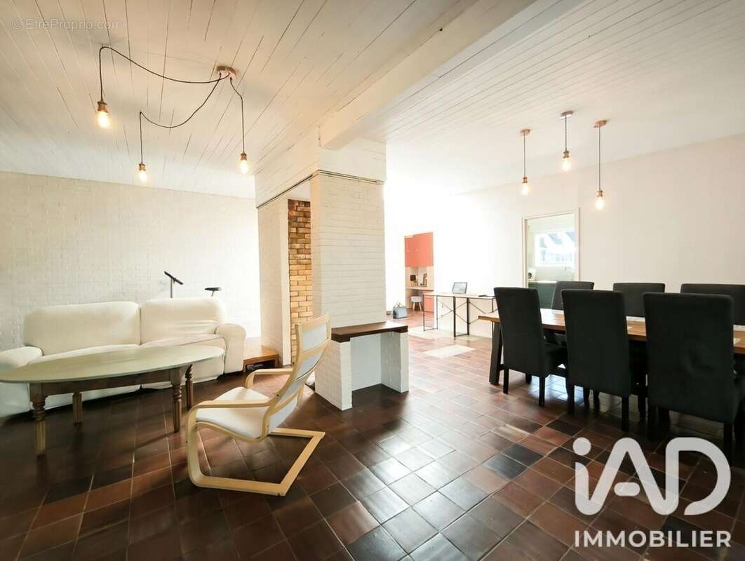 Maison 230 m² à Aiglemont  - photo 5