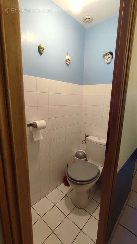 Maison à MONTAIGU-DE-QUERCY