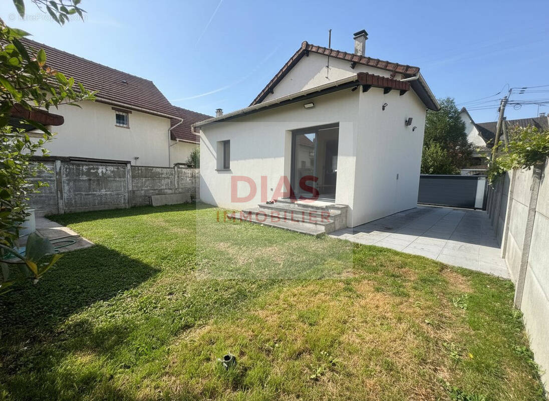 Maison à CHAMPIGNY-SUR-MARNE