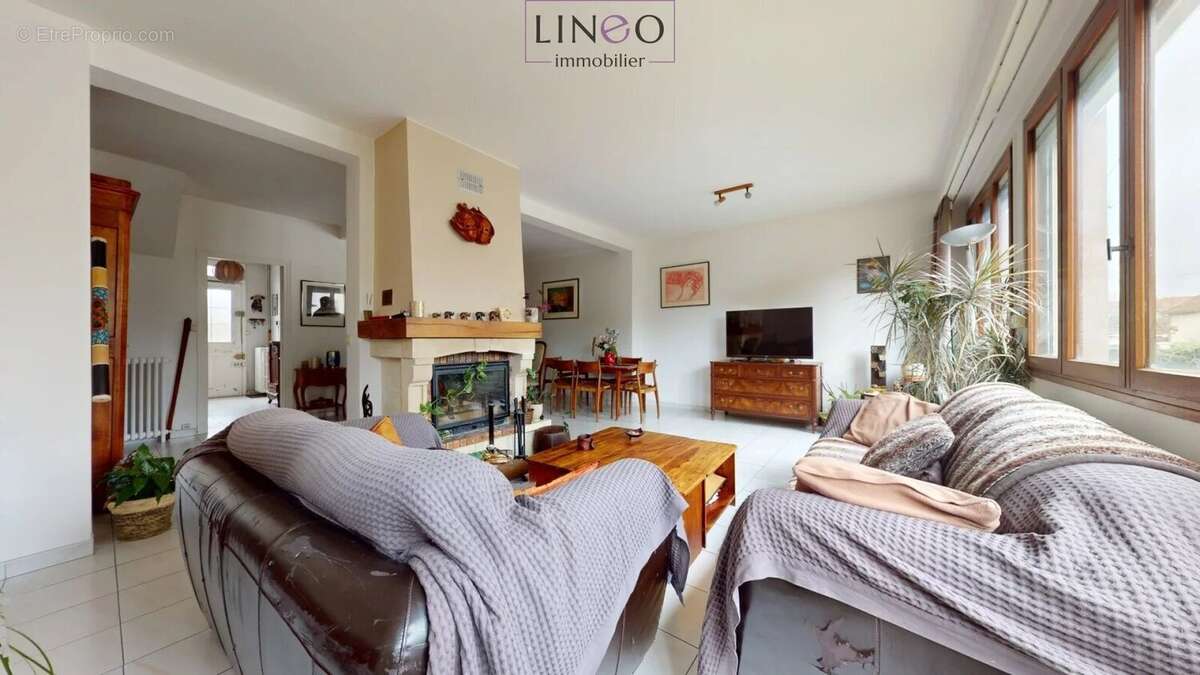 Maison à CHOISY-LE-ROI