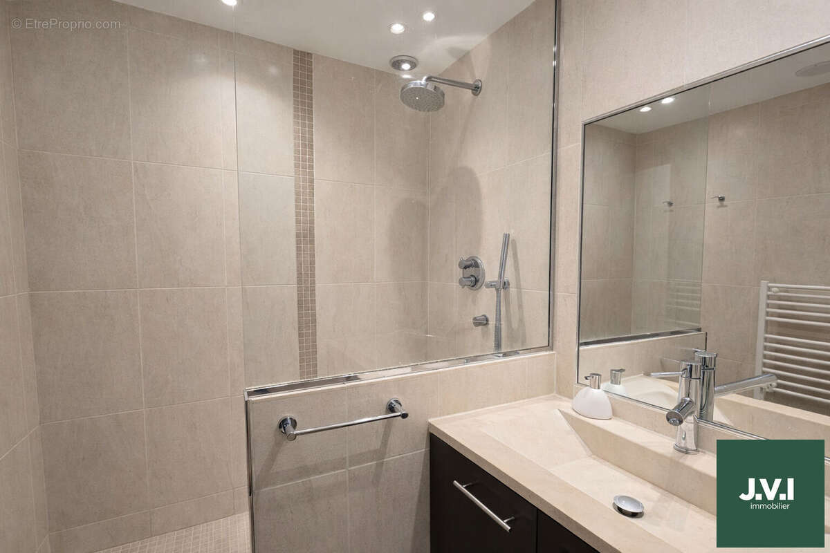 Appartement à ENGHIEN-LES-BAINS