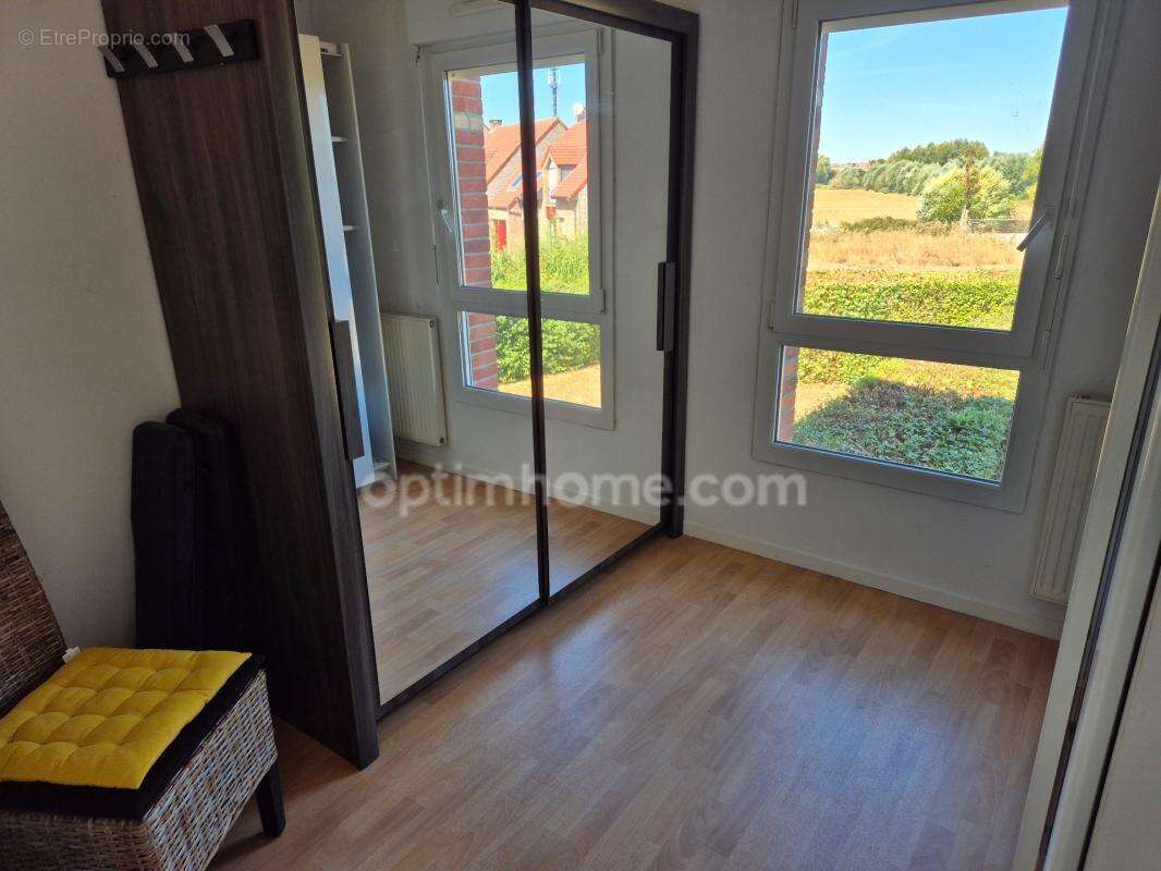 Appartement T3 au calme avec parking - photo 8