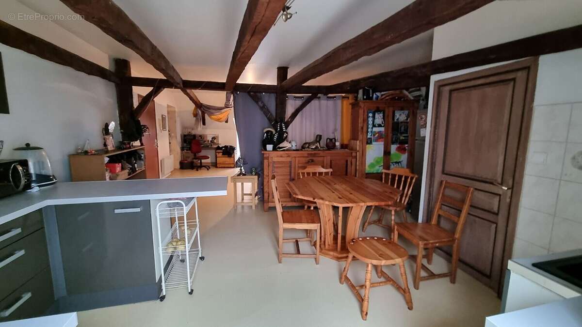 Appartement à SAINT-GENIEZ-D'OLT