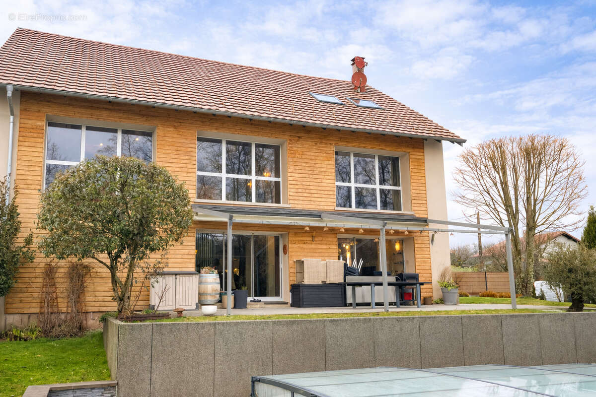 Maison à CHALONVILLARS