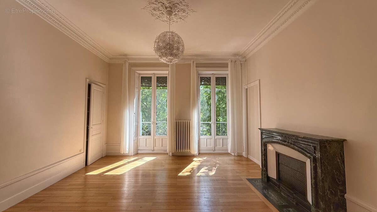 Appartement à VOIRON