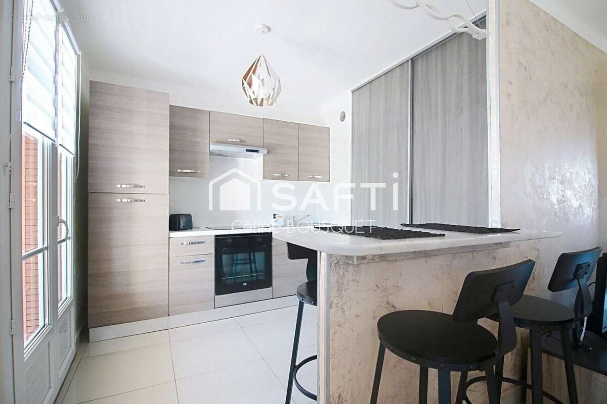 Photo 2 - Appartement à NIMES