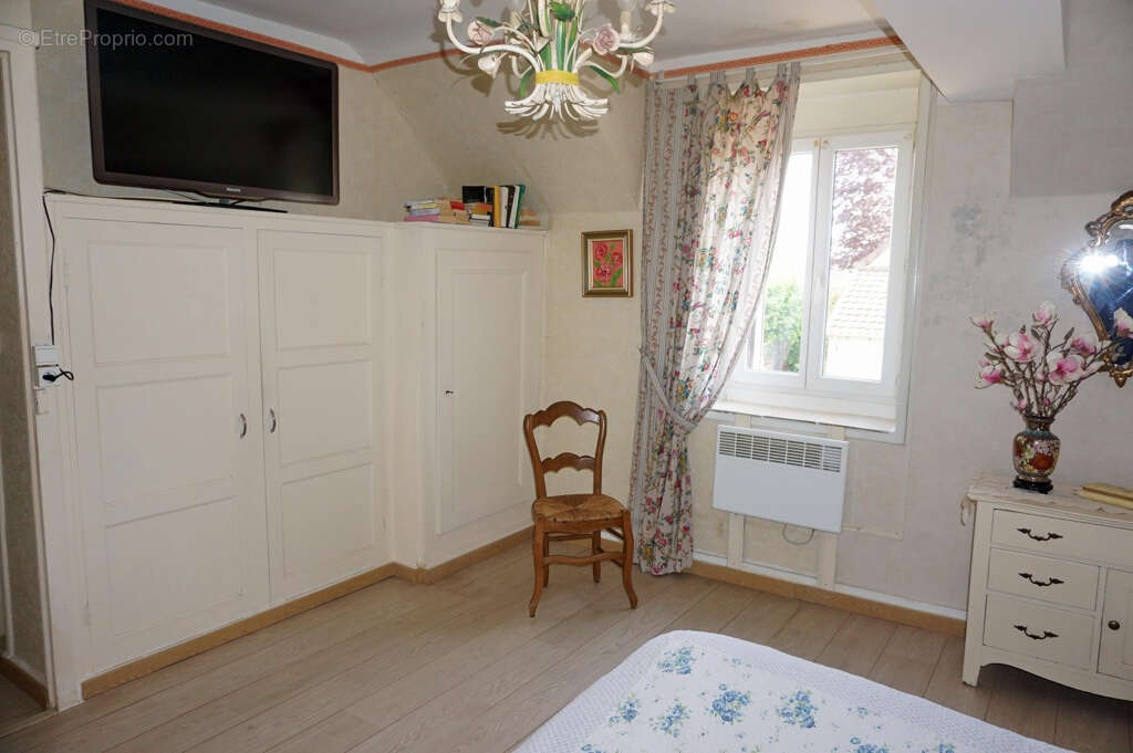 Maison à PARAY-LE-MONIAL