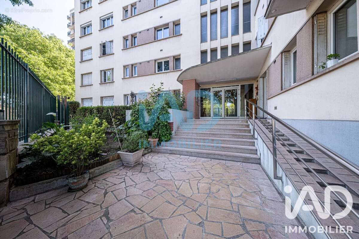 Photo 9 - Appartement à PARIS-19E