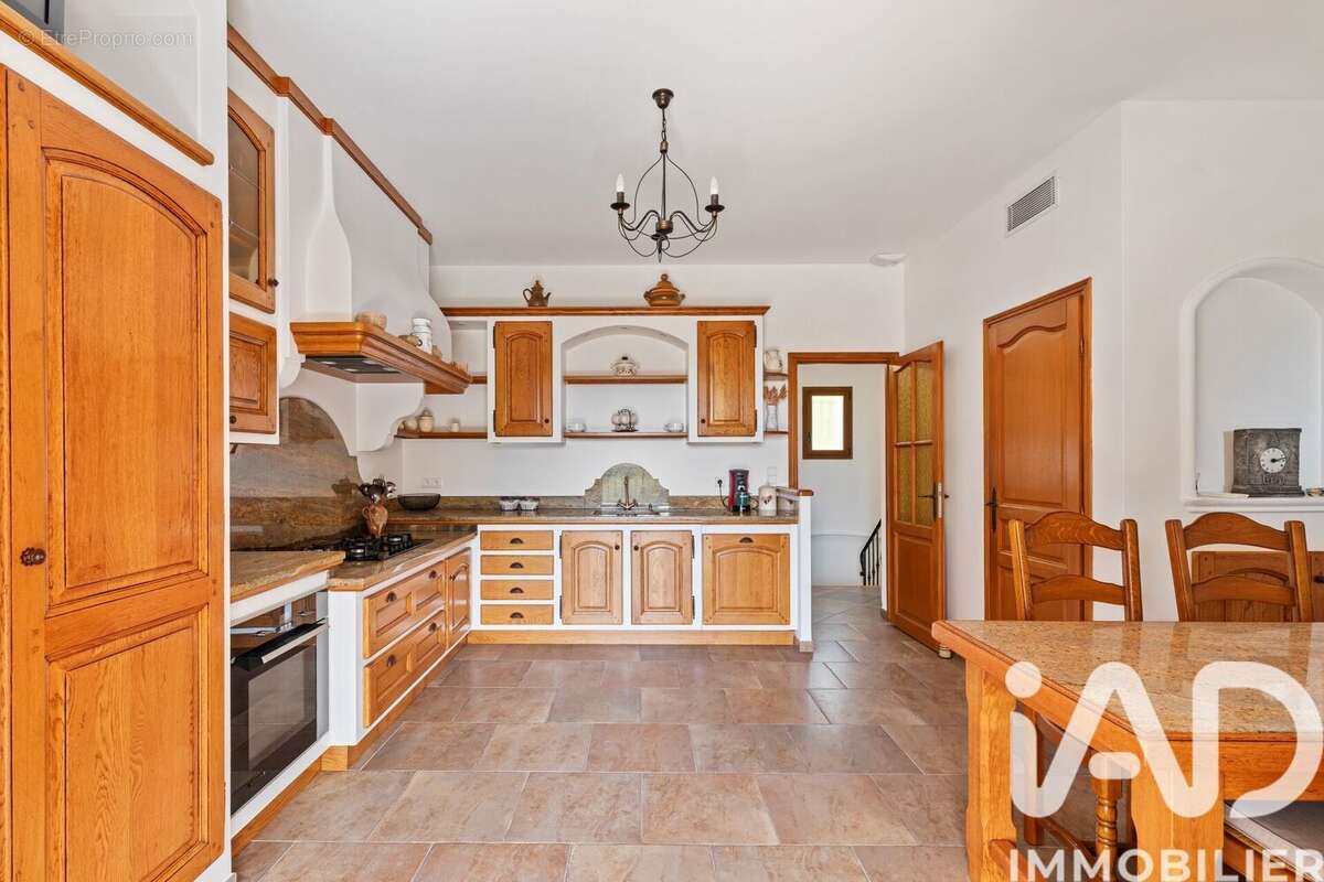 Photo 8 - Maison à COURSEGOULES