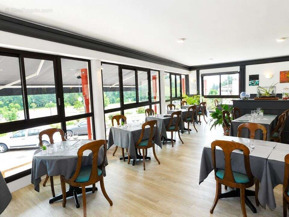 Hôtel restaurant avec piscine - photo 2