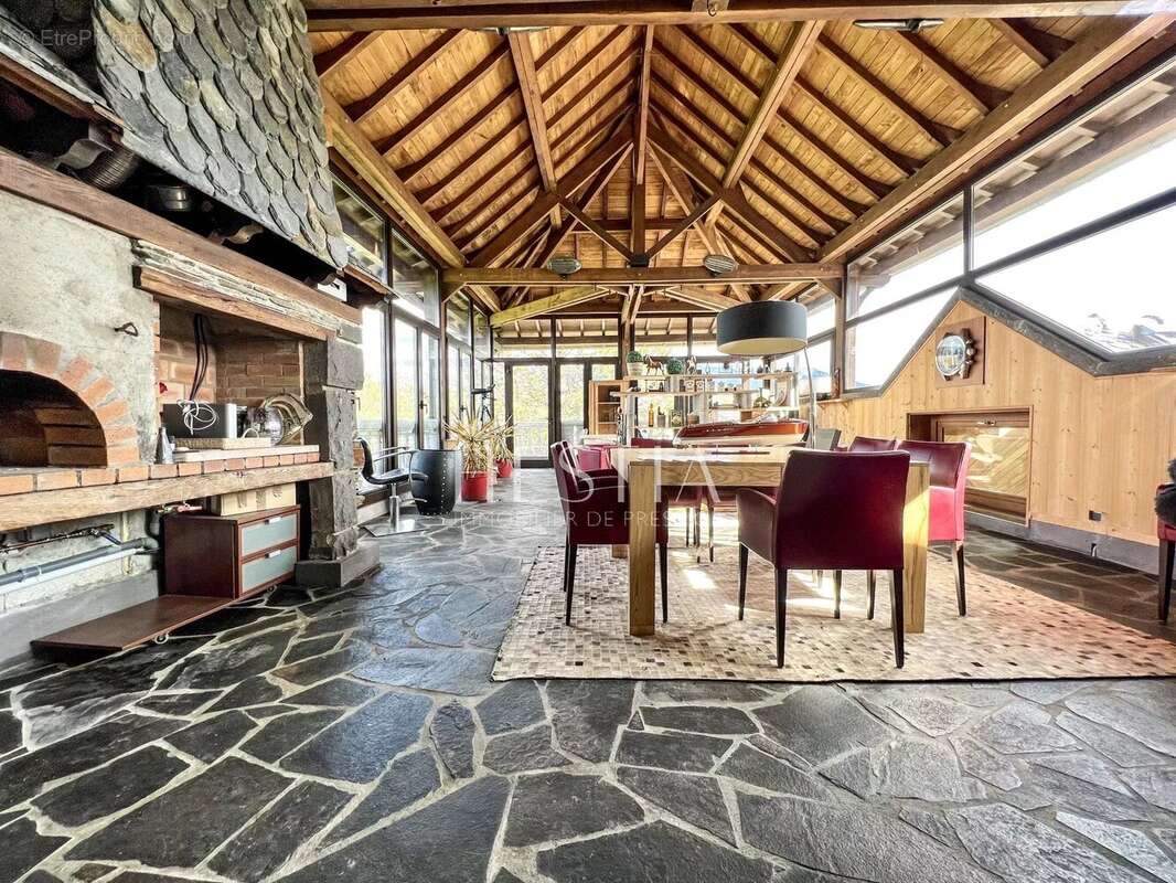 Maison à MARIGNY-SAINT-MARCEL