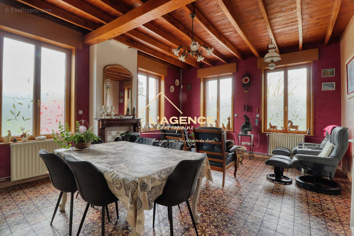 Maison à HAZEBROUCK