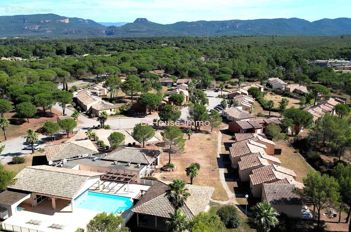 Maison à PUGET-SUR-ARGENS